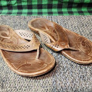 Olukai Kohana Leather Sandals Mens 11 | Perforated Straps
